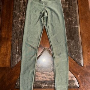 Stylish woman Leggings in Forest Green